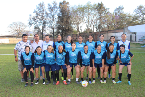 Entregan uniformes a la Selección Varonil y Femenil de Zapotiltic.