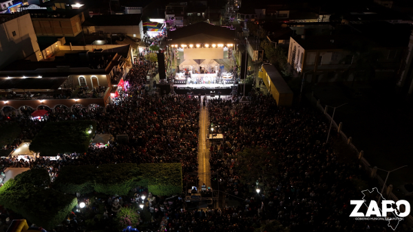 Gran clausura de la Feria Zapotiltic 2024 con el grupo Bronco.