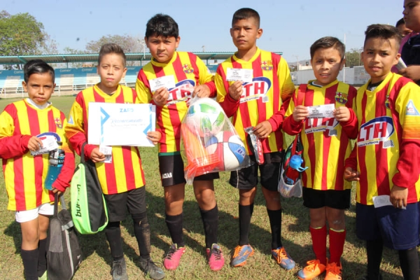 Torneo Relámpago entre Escuelas en Zapotiltic