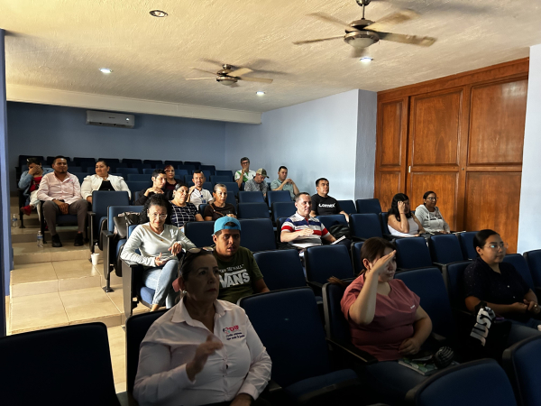 Realizan taller gratuito de “ Lenguaje de Señas Mexicana y Español ” en Zapotiltic.