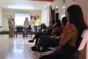 Arrancan “ Curso de Uñas ” en Zapotiltic.