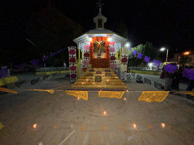 Huescalapa y El Rincón celebran día de muertos.