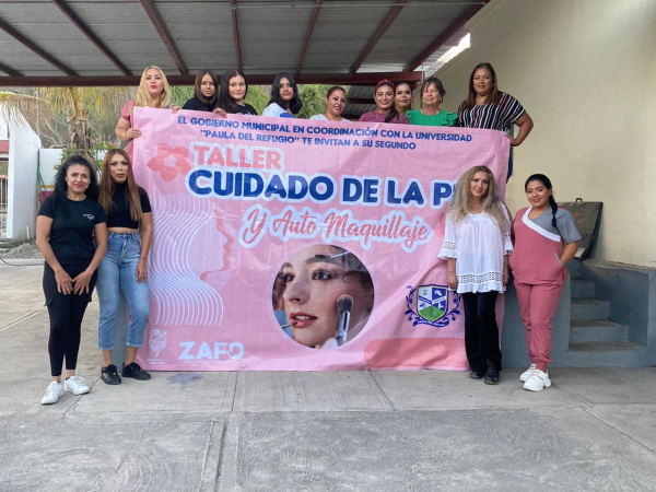 Mujeres de El Coahuayote arrancan taller del “ Cuidado de la Piel y Automaquillaje ”