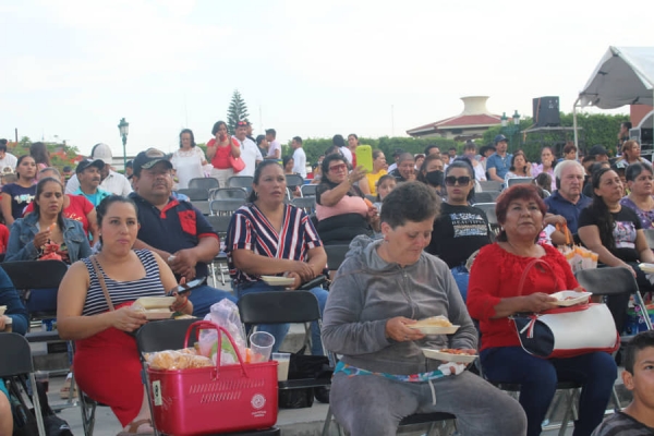 Celebran a las Madres de Zapotiltic