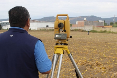 Arrancaron los Trabajos de Trazo en el Fraccionamiento “Los Ilustres”