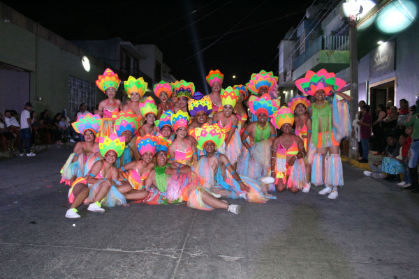 Gran desfile inaugural de la Feria Zapotiltic 2023.